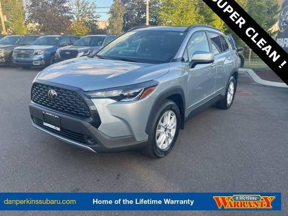 TOYOTA COROLLA CROSS 2022 7MUBAABG5NV003346 image